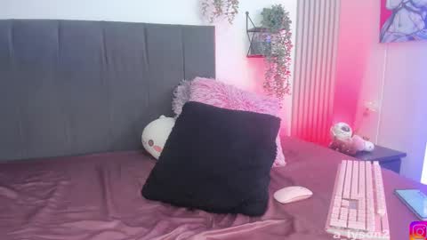 Snapshot of aly_nucita_2 chatting on 02-12-25, 05:37 Im back 3 follow me on instagram na misuan online show from 02-12-25, 05:37