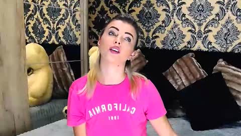 aly online show from 01-25-25, 09:47