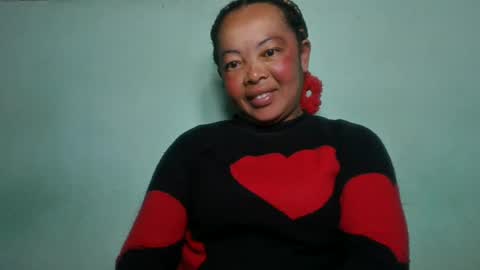 Snapshot of alypierette chatting on 06-30-26, 04:57 alypierette online show from 06-30-26, 04:57