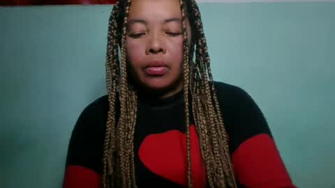 Snapshot of alypierette chatting on 07-14-26, 10:21 alypierette online show from 07-14-26, 10:21
