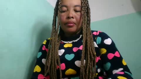 Snapshot of alypierette chatting on 07-22-26, 08:17 alypierette online show from 07-22-26, 08:17