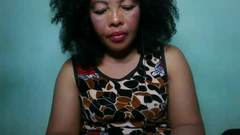 Snapshot of alypierette chatting on 08-04-26, 01:57 alypierette online show from 08-04-26, 01:57