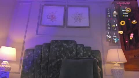 Snapshot of alys_baker chatting on 01-04-25, 05:58 Alys online show from 01-04-25, 05:58