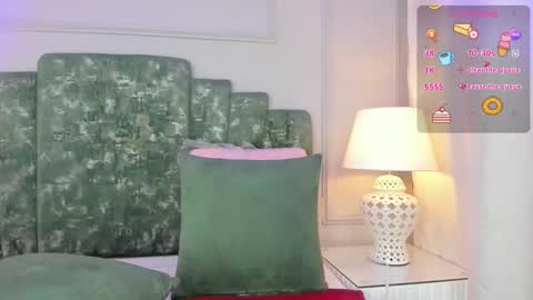 Snapshot of alys_baker chatting on 02-11-25, 09:09 Alys online show from 02-11-25, 09:09