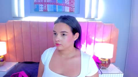 Snapshot of alys_baker chatting on 10-22-25, 03:29 Alys online show from 10-22-25, 03:29