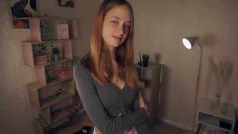 Snapshot of alyshaanzaldua chatting on 10-14-25, 08:15 Harper online show from 10-14-25, 08:15