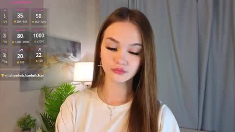 Snapshot of alyshaplescia chatting on 05-30-26, 04:26 Mona online show from 05-30-26, 04:26