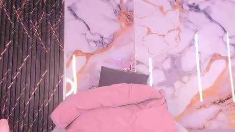 alyson__a online show from 05-09-26, 04:12