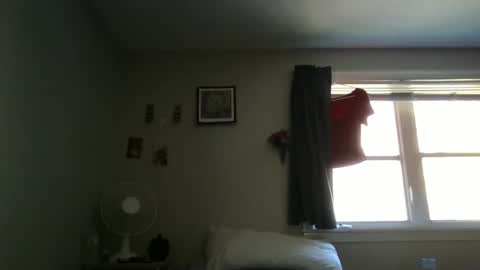 Snapshot of alyssa6960545 chatting on 09-29-25, 03:06 Lily online show from 09-29-25, 03:06