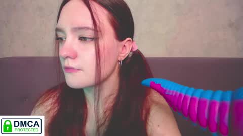 Alyssa online show from 11-11-25, 09:42