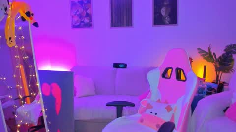 alyssa_smitt online show from 09-17-25, 10:55