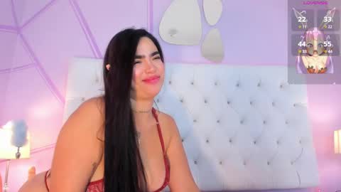 Snapshot of alyssa_vargas chatting on 02-10-25, 10:40 alyssa online show from 02-10-25, 10:40