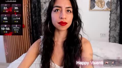 Snapshot of alyssabeauty_ chatting on 02-14-26, 07:32 alyssabeauty_ online show from 02-14-26, 07:32