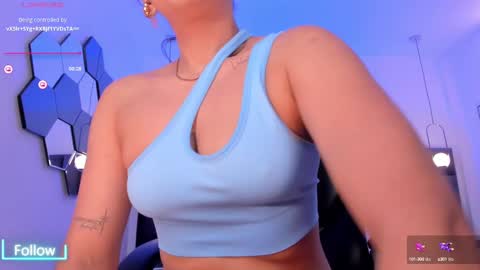 Snapshot of alyssadean_ chatting on 02-09-25, 09:17 Aly online show from 02-09-25, 09:17
