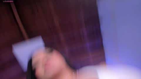 Snapshot of alyssadean_ chatting on 02-19-25, 11:06 Aly online show from 02-19-25, 11:06
