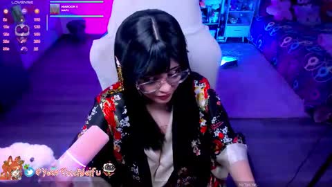  . Monday to Saturday at 10pm and 6am Colombia time online show from 11-15-25, 02:20