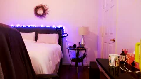 Alyssiaamorexo online show from 07-05-26, 09:44