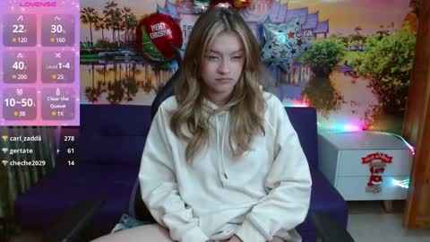 Alyy online show from 12-21-24, 05:18