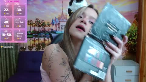 Alyy online show from 01-24-25, 02:19