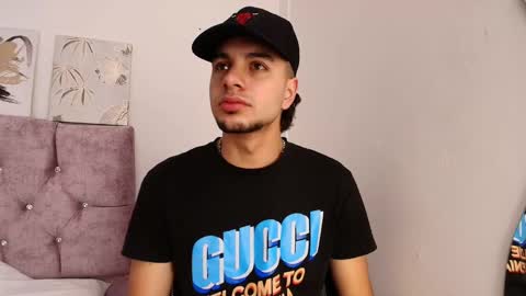 Snapshot of amadeo_wild chatting on 02-02-25, 12:57 Amadeo Wild online show from 02-02-25, 12:57