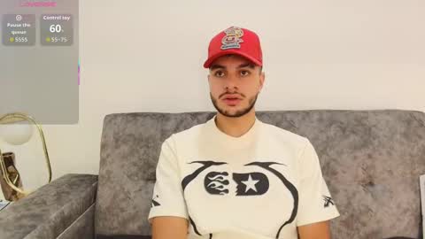 Snapshot of amadeo_wild chatting on 09-27-25, 03:06 Amadeo Wild online show from 09-27-25, 03:06