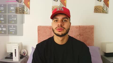 Snapshot of amadeo_wild chatting on 11-16-25, 02:55 Amadeo Wild online show from 11-16-25, 02:55