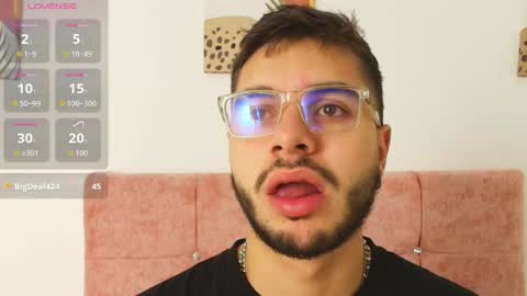 Snapshot of amadeo_wild chatting on 11-17-25, 02:56 Amadeo Wild online show from 11-17-25, 02:56