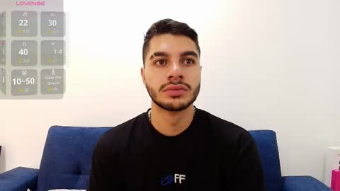 Snapshot of amadeo_wild chatting on 02-07-26, 02:43 Amadeo Wild online show from 02-07-26, 02:43