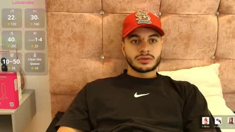 Snapshot of amadeo_wild chatting on 03-06-26, 04:25 Amadeo Wild online show from 03-06-26, 04:25