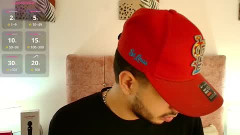 Snapshot of amadeo_wild chatting on 03-19-26, 01:48 Amadeo Wild online show from 03-19-26, 01:48