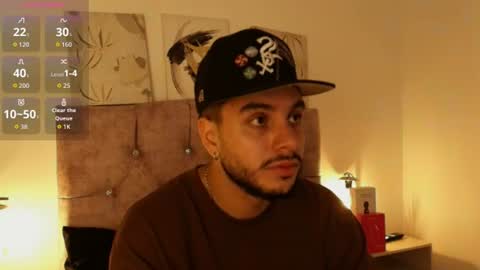 Snapshot of amadeo_wild chatting on 06-23-26, 04:10 Amadeo Wild online show from 06-23-26, 04:10