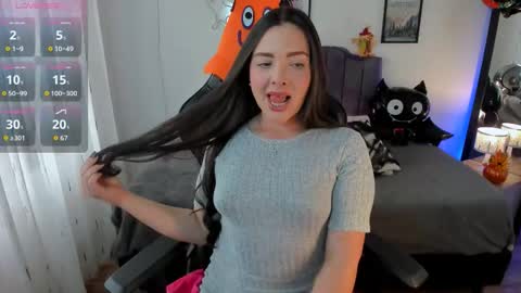 Hi Im AmaiaHelp me reach 100 likes online show from 10-23-25, 07:56