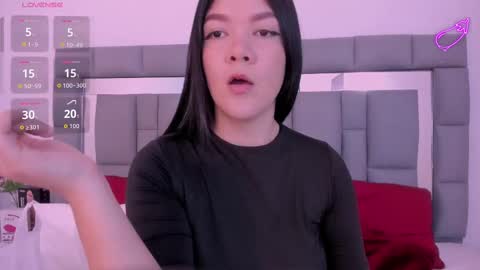 Amaia  online show from 09-19-25, 07:03