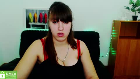 Snapshot of amali_ivanna_smit chatting on 01-09-25, 12:19 Ivanna online show from 01-09-25, 12:19