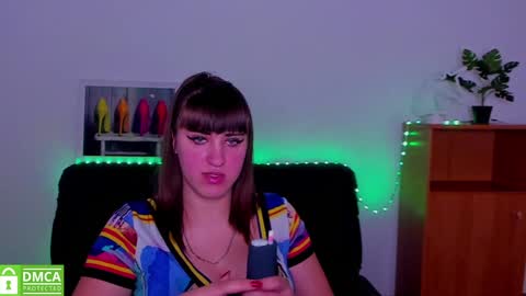 Snapshot of amali_ivanna_smit chatting on 01-27-25, 12:16 Ivanna online show from 01-27-25, 12:16