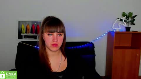 Snapshot of amali_ivanna_smit chatting on 03-06-25, 03:45 Ivanna online show from 03-06-25, 03:45