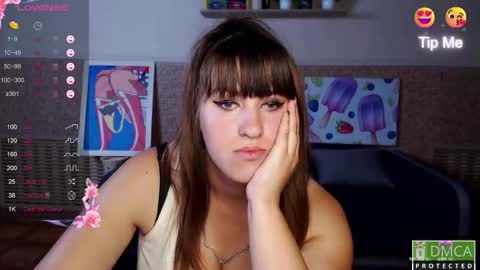 Snapshot of amali_ivanna_smit chatting on 09-12-25, 11:21 Ivanna online show from 09-12-25, 11:21