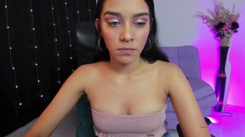 Amalia cruss online show from 01-18-25, 01:30