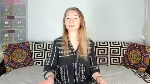 Amalia online show from 06-14-26, 08:27