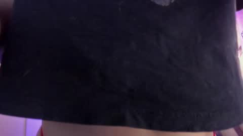 Snapshot of amalia_rosse_ chatting on 03-07-25, 09:07 Amalia Im Back See you soon this January 7 at 10 pm Colombia time online show from 03-07-25, 09:07