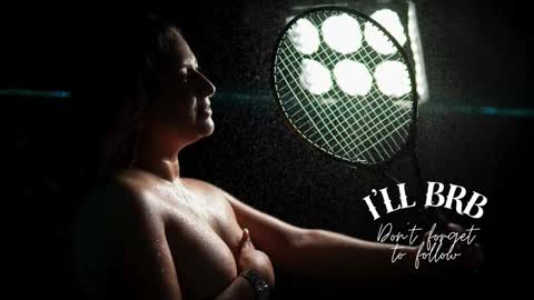 Snapshot of amalia_rosse_ chatting on 09-16-25, 10:44 Amalia Im Back See you soon this January 7 at 10 pm Colombia time online show from 09-16-25, 10:44