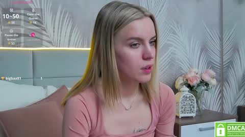 Snapshot of amaliabell chatting on 12-14-24, 04:42 Amalia online show from 12-14-24, 04:42