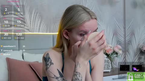 Snapshot of amaliabell chatting on 12-15-24, 01:22 Amalia online show from 12-15-24, 01:22