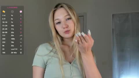 Kate online show from 09-19-25, 02:07
