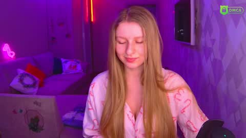 Amalia online show from 12-29-24, 01:49