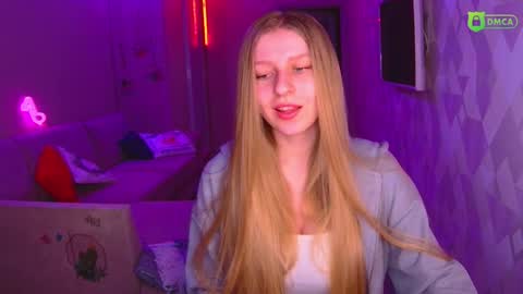 Amalia online show from 01-05-25, 03:23