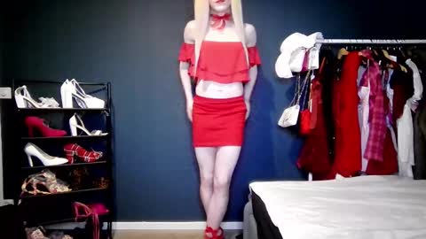 Snapshot of amaliecd chatting on 01-17-26, 08:56 Amalie online show from 01-17-26, 08:56