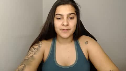 The queen of the biceps  online show from 01-30-25, 01:22