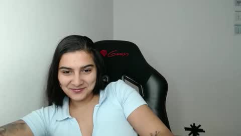 The queen of the biceps  online show from 01-09-26, 06:10