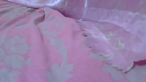 Snapshot of amanda_01_ chatting on 09-11-25, 11:43 amanda_01_ online show from 09-11-25, 11:43